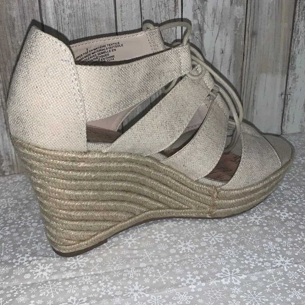 Merona lace up